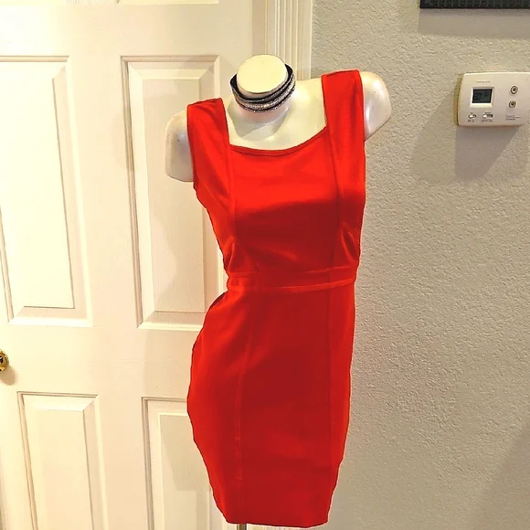 WOW couture | Dresses | Wow Couture Sleeveless Dress | Poshmark
